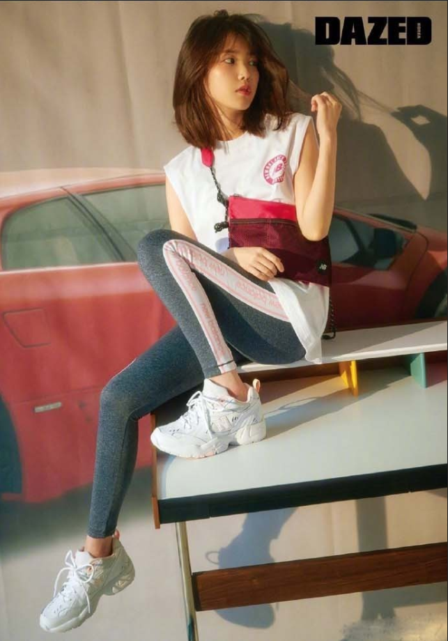 韩国肤白貌美的小仙女李智恩IU十周年DAZED画报图