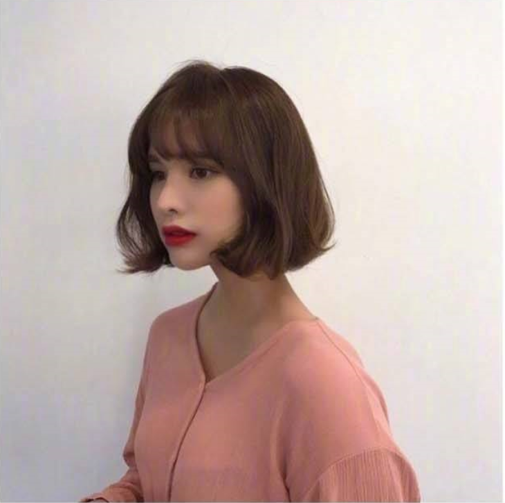 可爱又精致的居家女孩短发发型参考