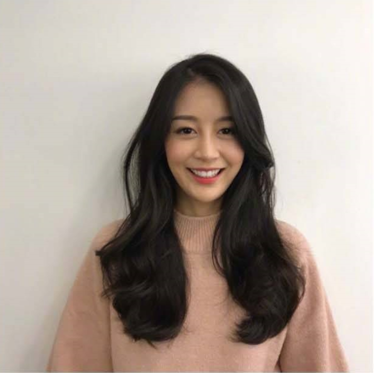 可爱又精致的居家女孩中长发发型参考