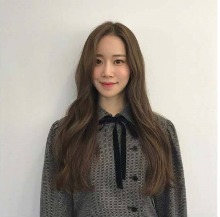 可爱又精致的居家女孩中长发发型参考