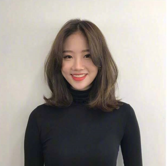 可爱又精致的居家女孩中长发发型参考