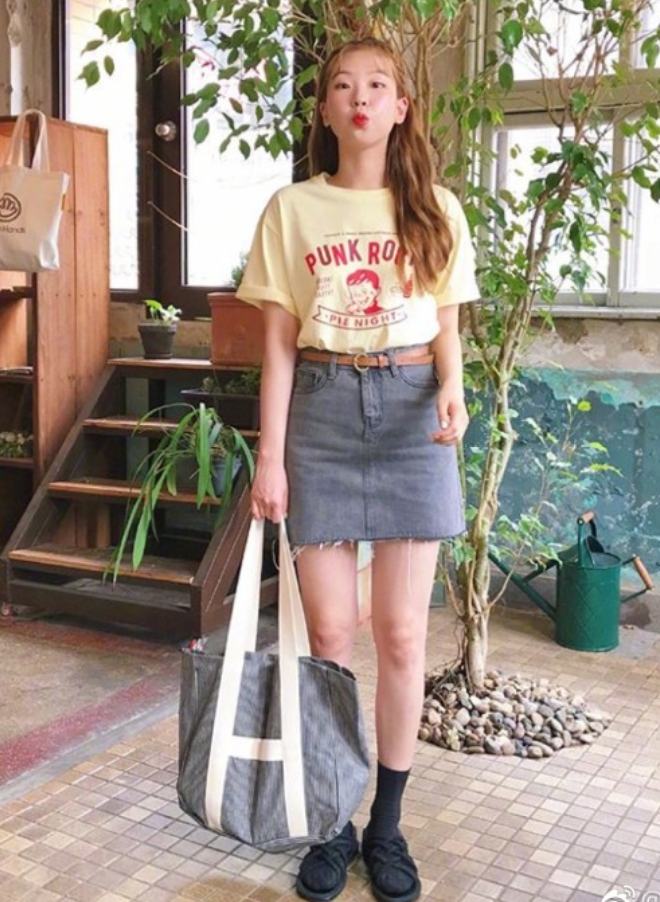 阳光美女穿搭参考:今天开始又是活力满满的一周