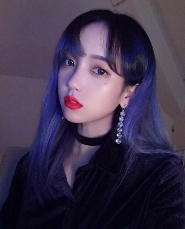 超拽女生头像_喜欢这样的酷女孩自拍照