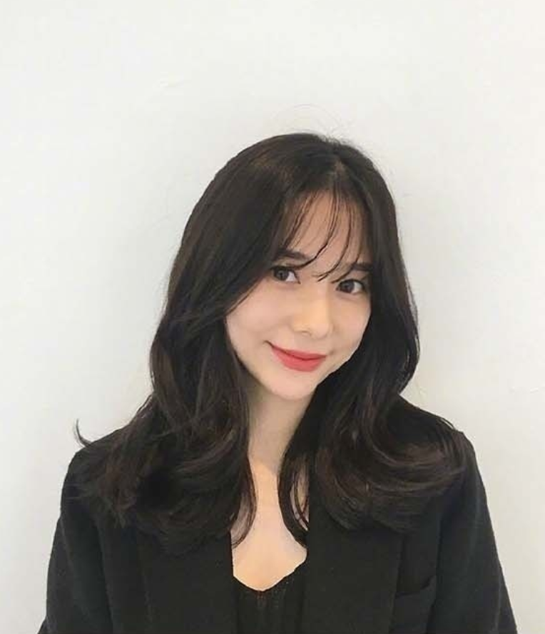 黑色长卷发美女发型图片合集