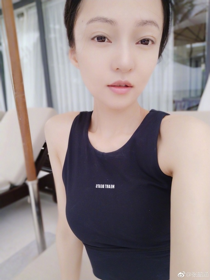 台湾美女明星张韶涵素颜美照