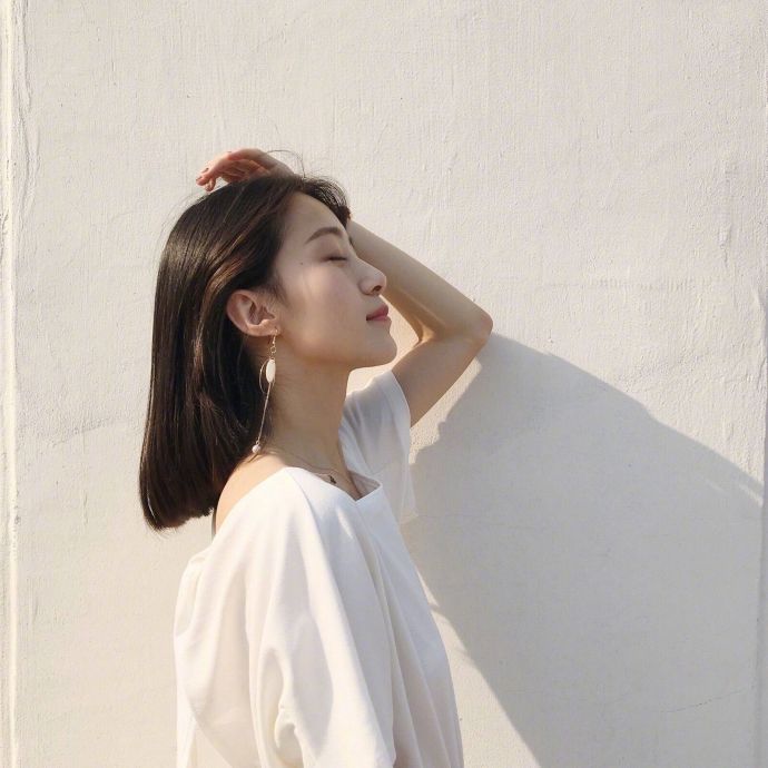长度刚刚好的锁骨发头发蓬松自然感