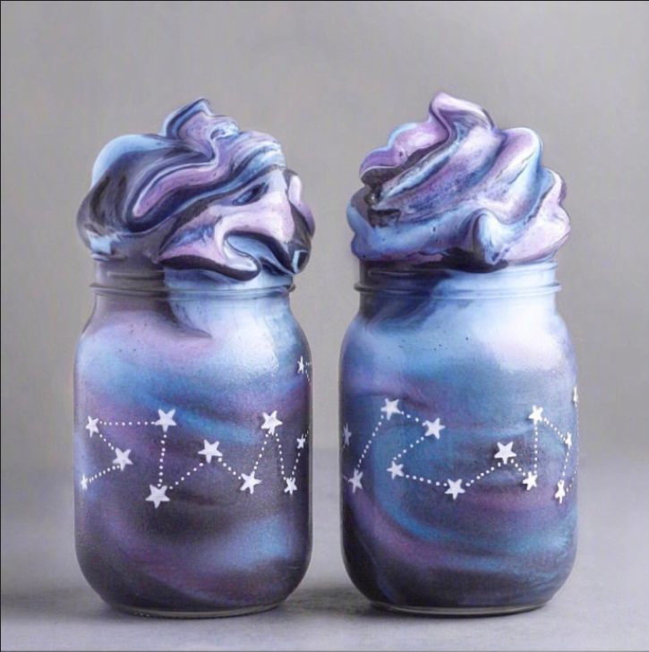 唯美的星空系列甜品图片