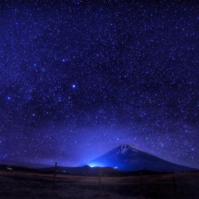 唯美星空图片_没有去过的地方都叫远方
