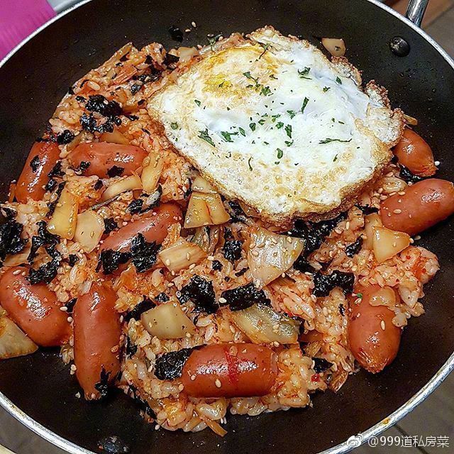 辣白菜炒饭,有没有想来一碗的