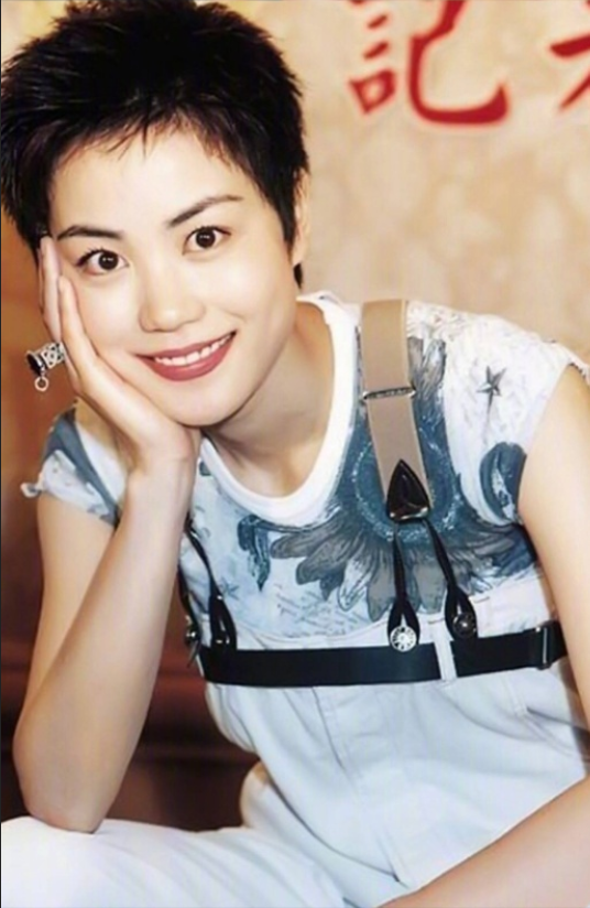 90年代的时尚指标王菲早期写真合集