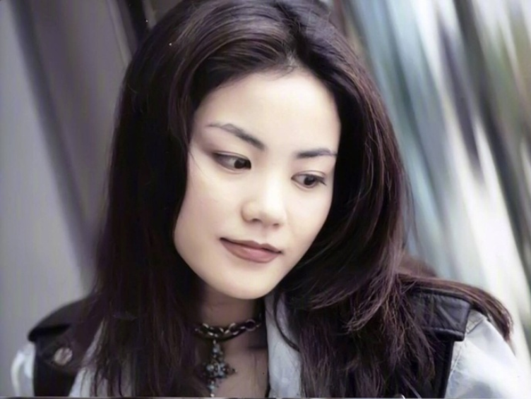 90年代的时尚指标王菲早期写真合集