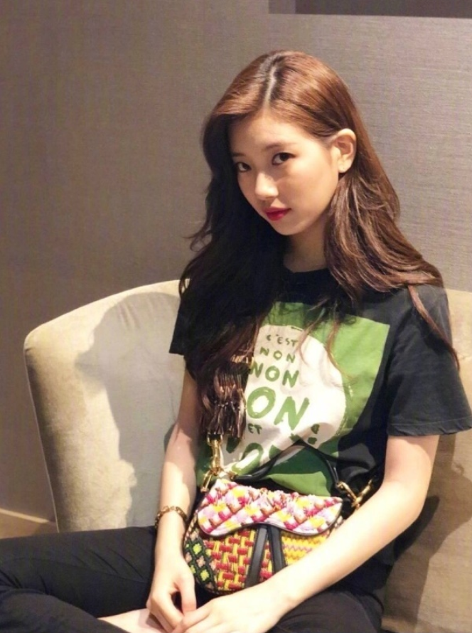 韩国美女明星裴秀智舒服自然的私照合集日常3