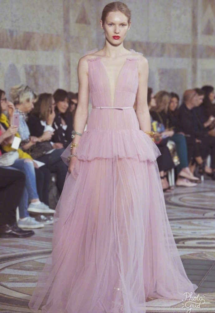 欧美婚纱品牌Giambattista Valli2017高级定制花团锦簇