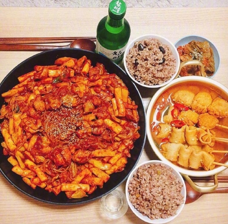 韩式料理图片想吃就找个机会聚聚