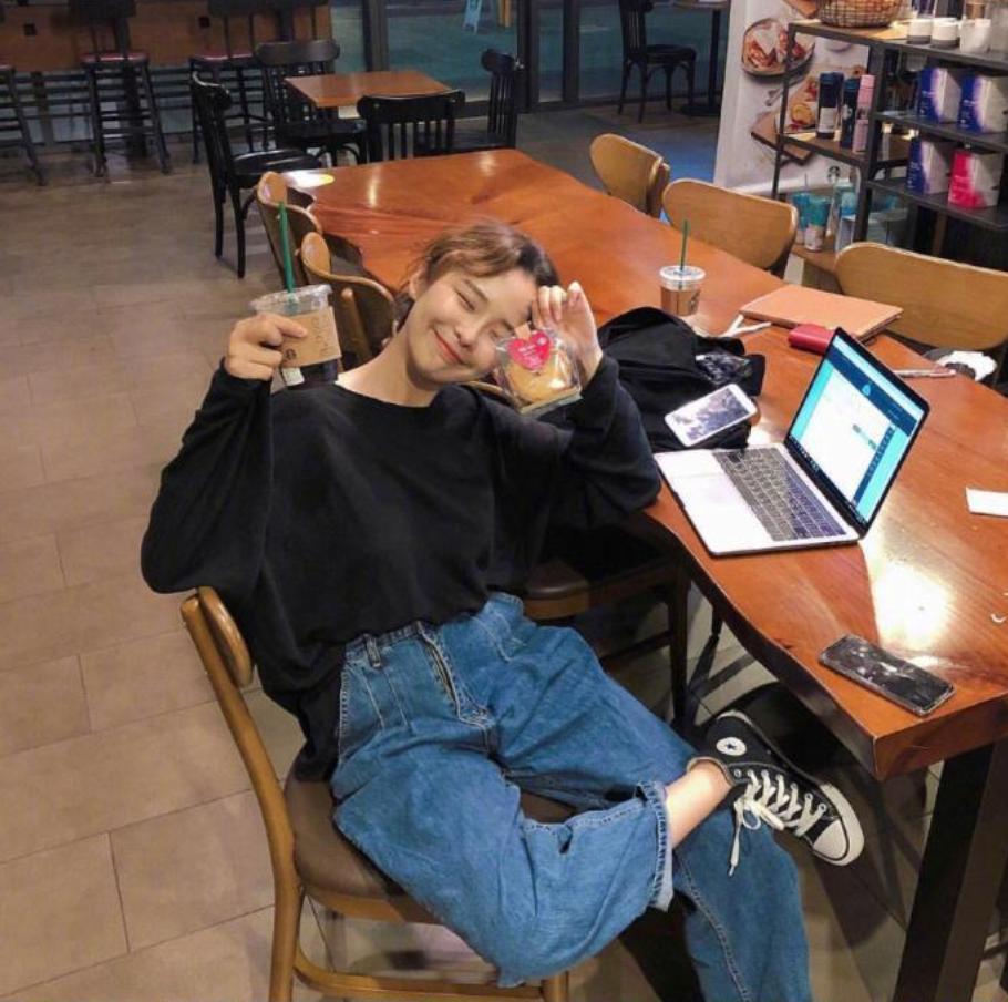 清纯美女的拍照pose_照相pose不要再是剪刀手了