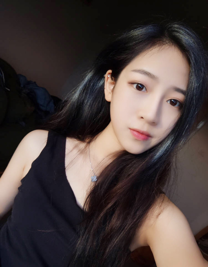 清纯妹子自拍照图片