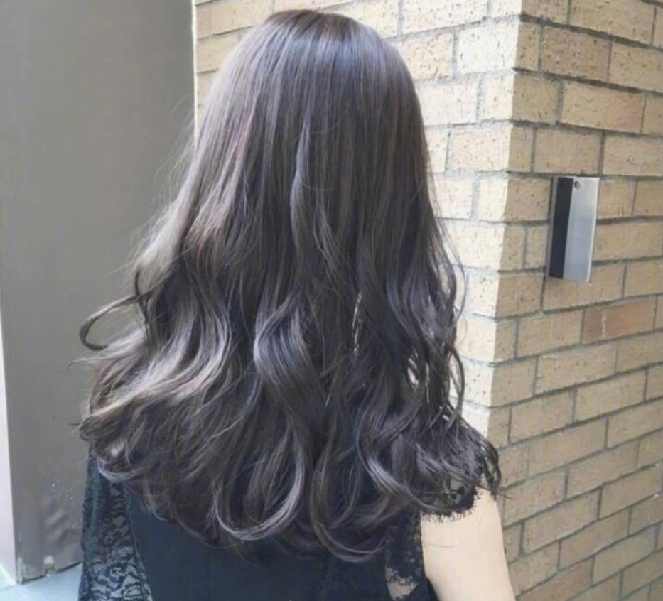 18款中长卷发发型图片_最流行女人味发型