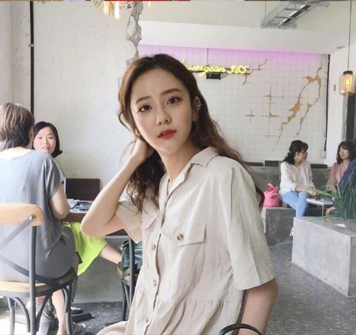 圆脸美女自拍_圆脸适合发型蛋卷头发型图片