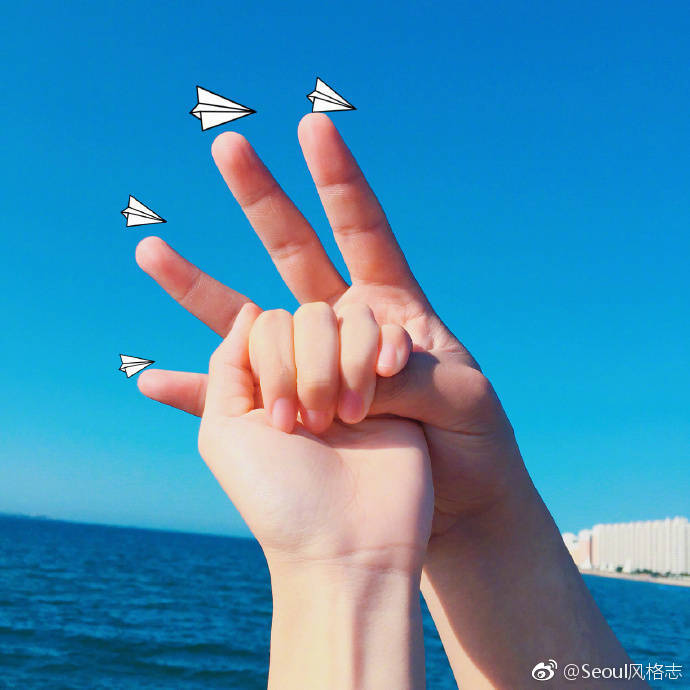 网红情侣手势照_情侣拍照姿势