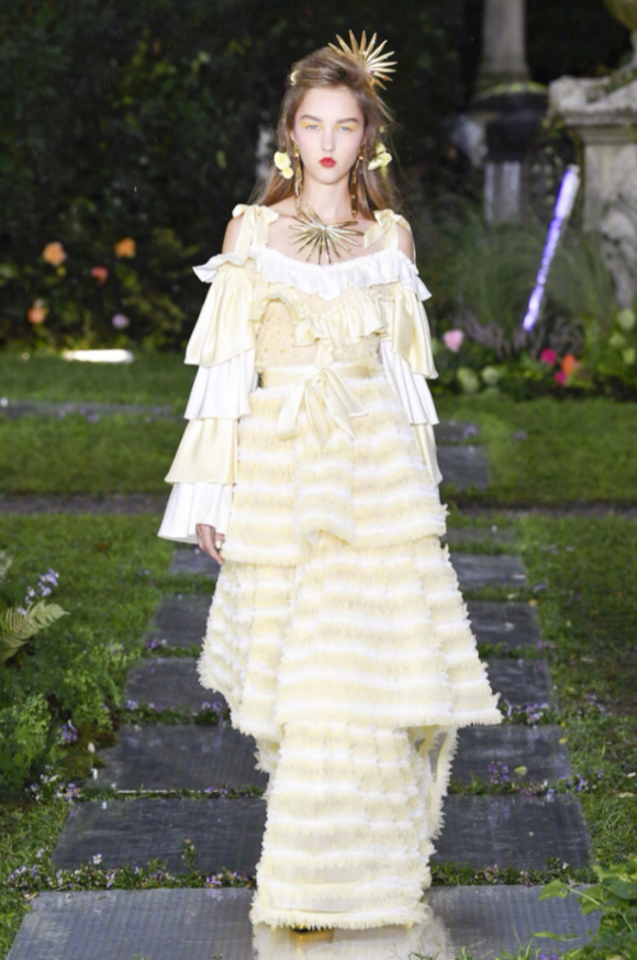 欧美品牌Rodarte2019纽约时装周精灵少女们的礼服图