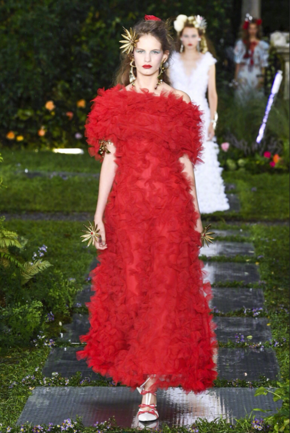 欧美品牌Rodarte2019纽约时装周精灵少女们的礼服图