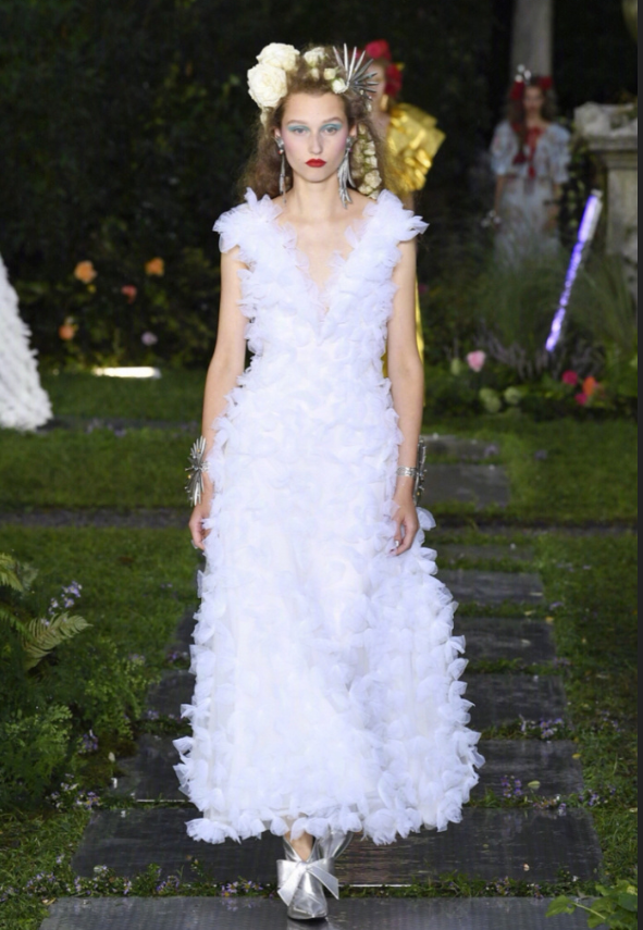 欧美品牌Rodarte2019纽约时装周精灵少女们的礼服图