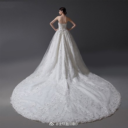 大拖尾婚纱礼服图片