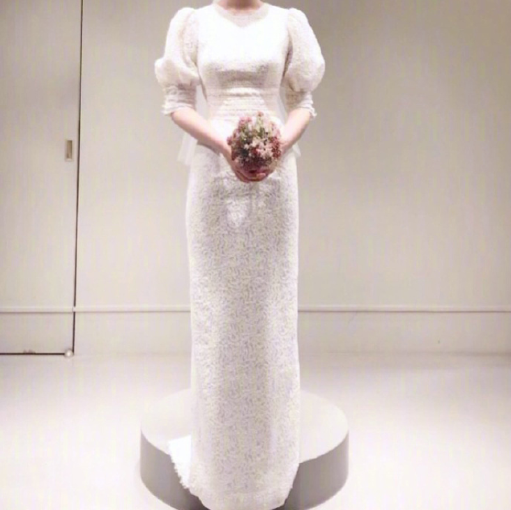女孩穿上白纱最美的模样_最全婚纱款式图片