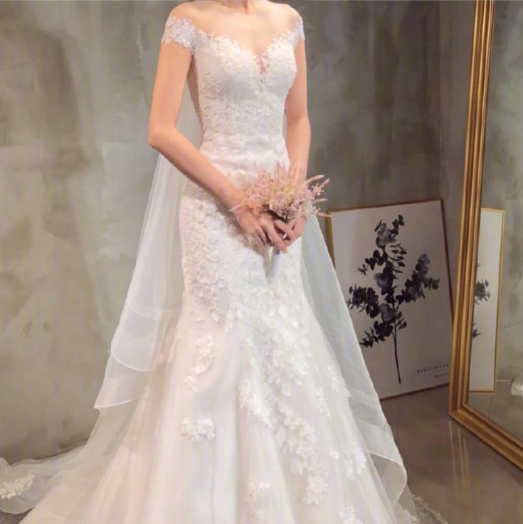 女孩穿上白纱最美的模样_最全婚纱款式图片