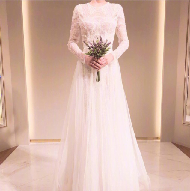 女孩穿上白纱最美的模样_最全婚纱款式图片