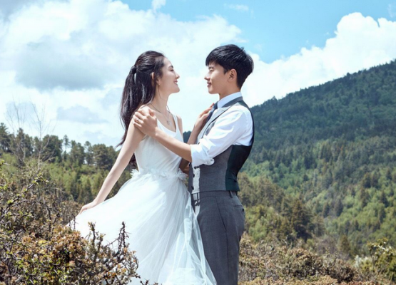 四川明星夫妻张杰谢娜婚纱照大全