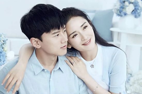 四川明星夫妻张杰谢娜婚纱照大全
