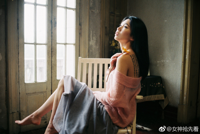 性感mm图片_网络美女Calm一月性感图片