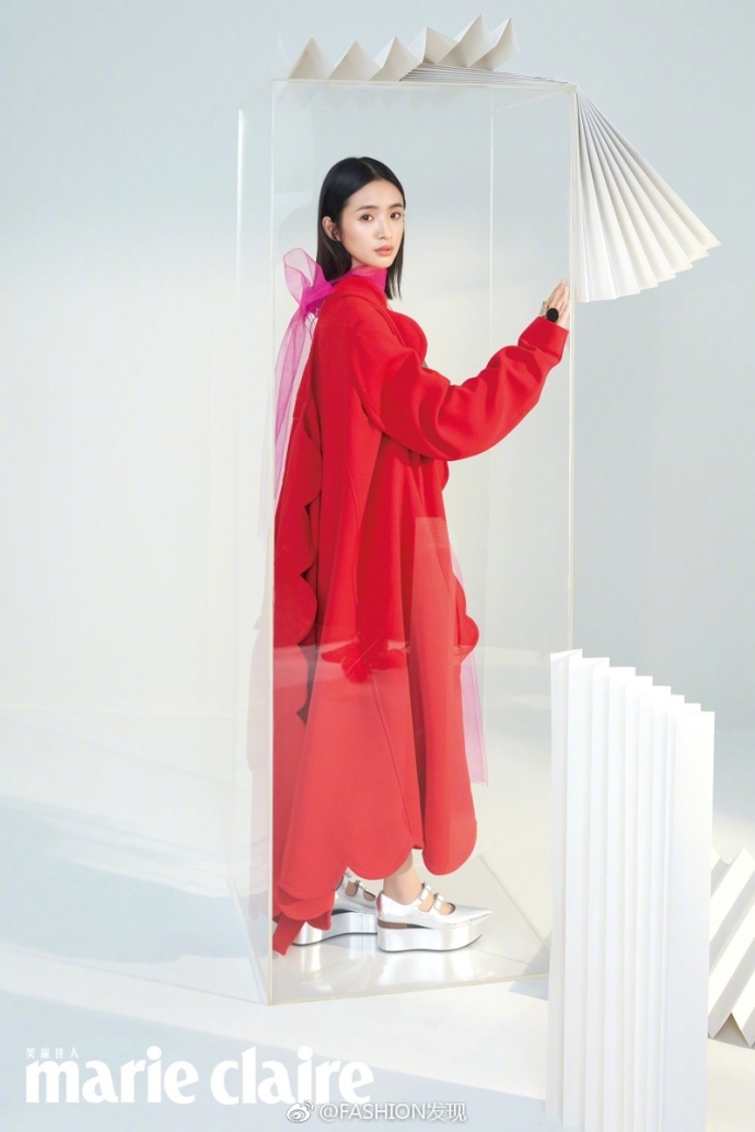林依晨图片_台湾女艺人林依晨《Marie Claire》9月刊