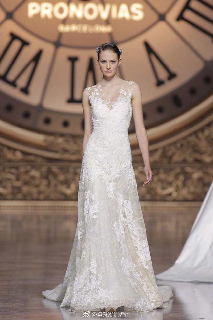 Pronovias2016婚纱秀图片