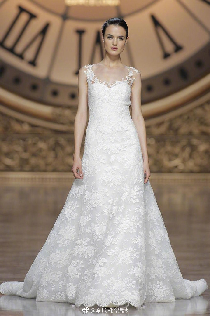 Pronovias2016婚纱秀图片