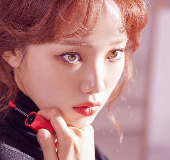 韩国美女李圣经 x laneige广告宣传图片