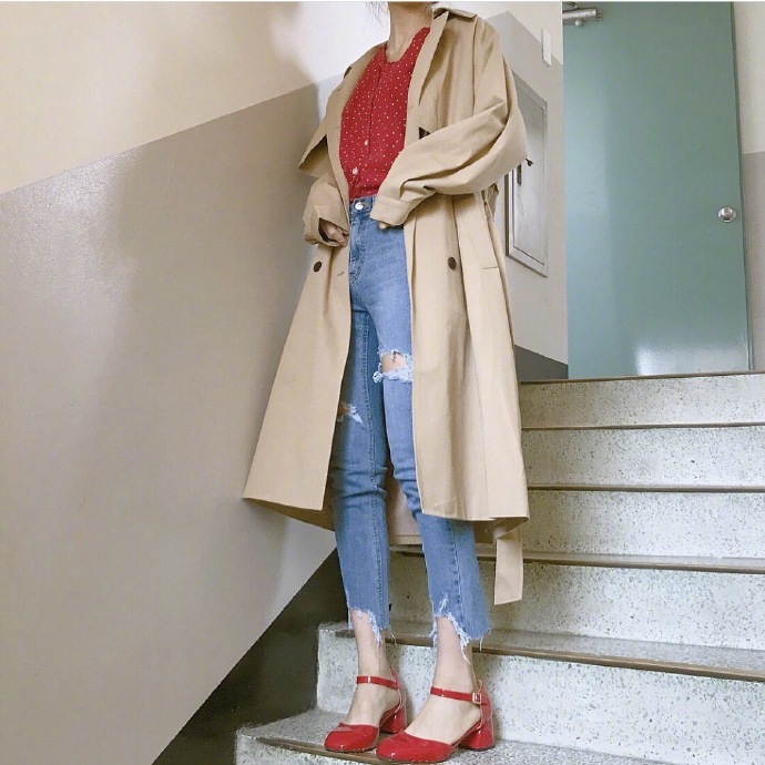 初秋怎么可以少一件风衣呢_女士风衣搭配参考