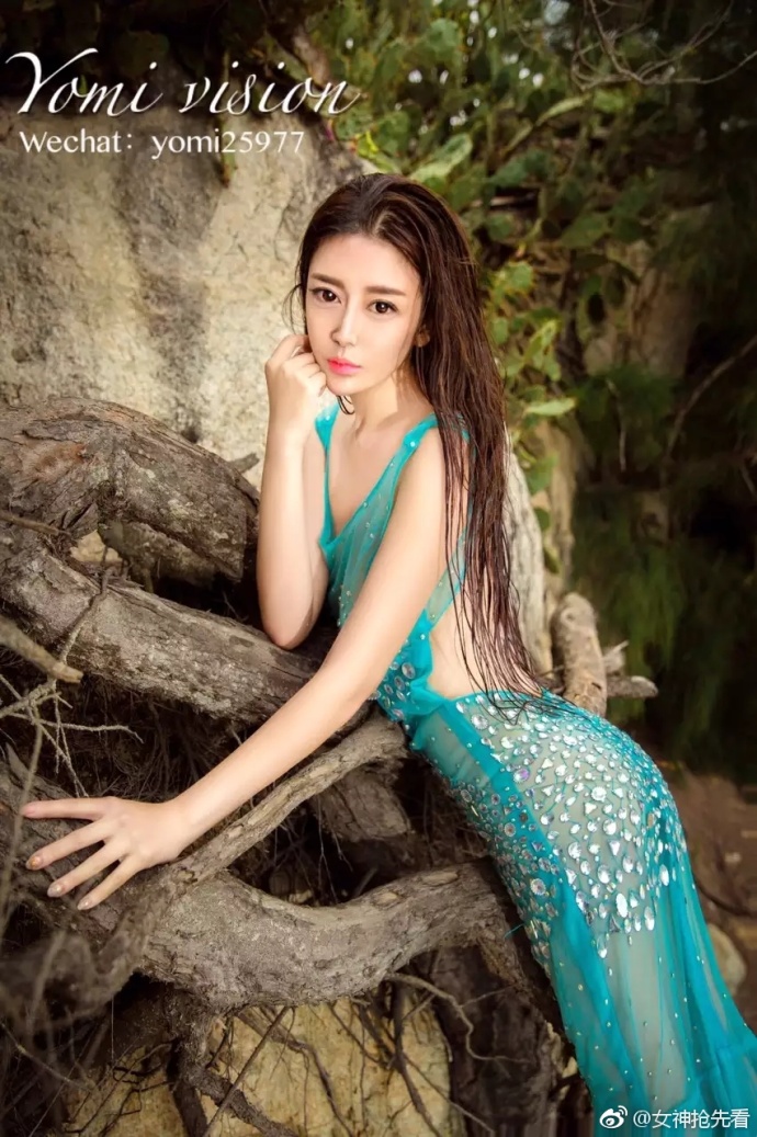 性感空姐金可人Yilian性感图片