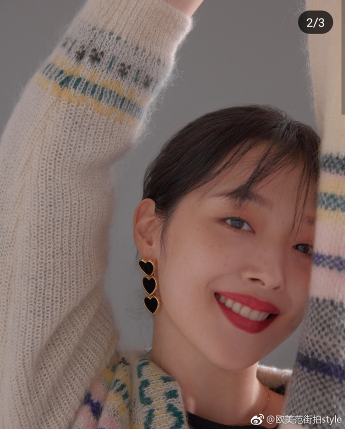 韩国美女明星崔雪莉画报可清纯可御姐的气质图