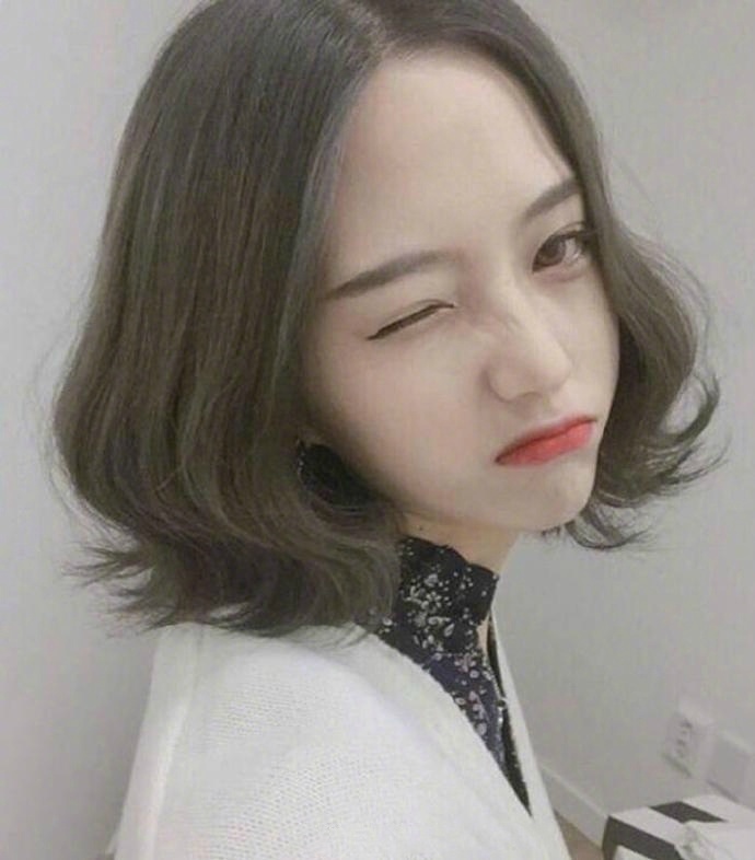 九款小短发美女自拍,你爱哪一款