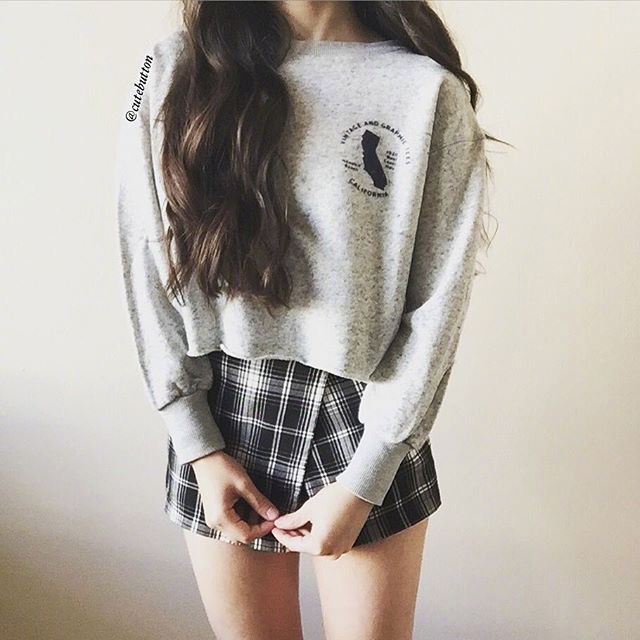 长发美女时尚女装搭配日记