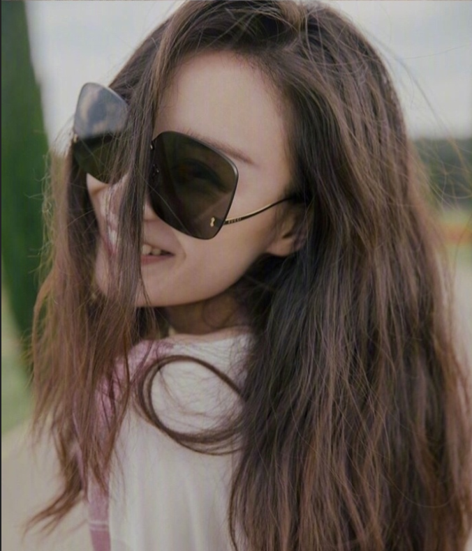 倪妮图片_内地女明星倪妮运动范时尚图片