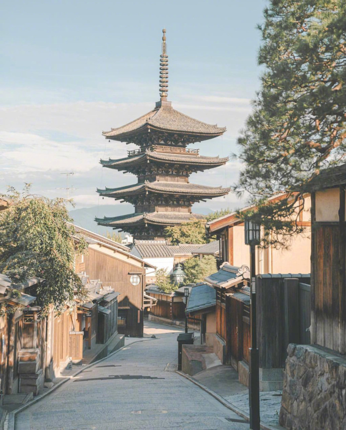 轻柔的京都街道风景图片