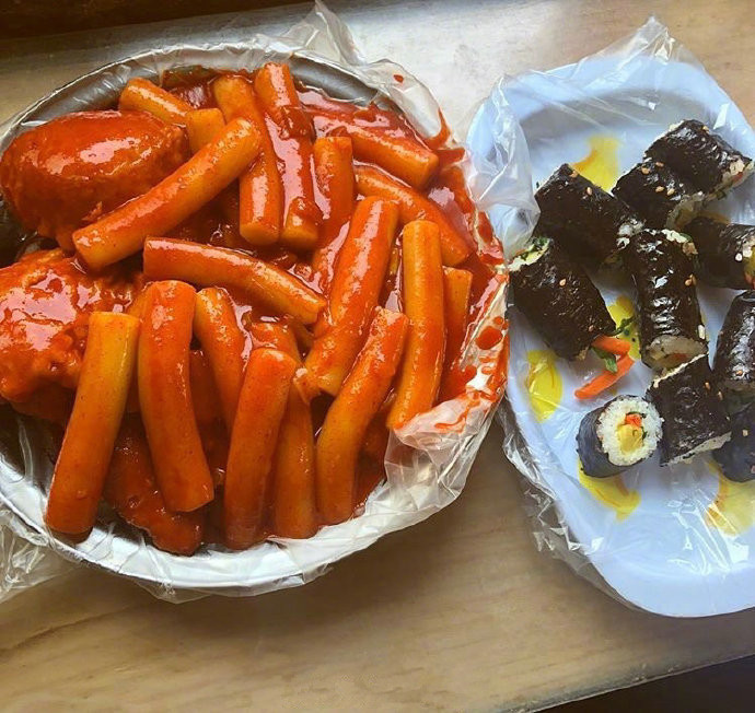 韩式料理之辣炒年糕无法拒绝的美食诱惑