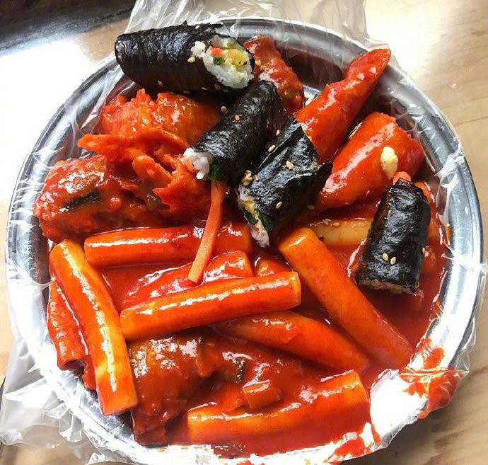 韩式料理之辣炒年糕无法拒绝的美食诱惑