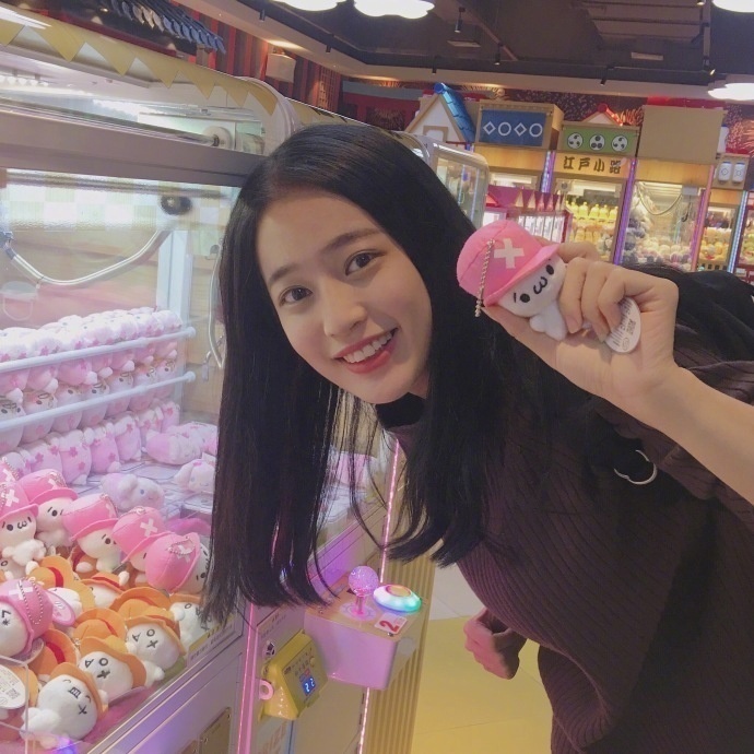 阳光少女温暖的图片