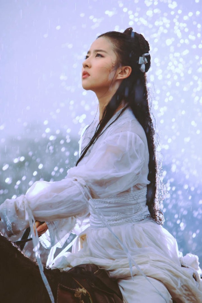 小仙女明星刘亦菲版小龙女珍贵照片