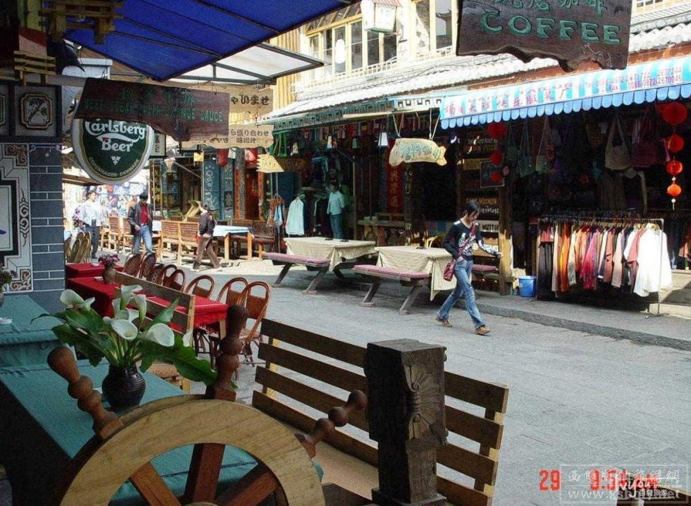 云南大理古城洋人街风景图片