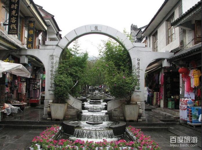 云南大理古城洋人街风景图片